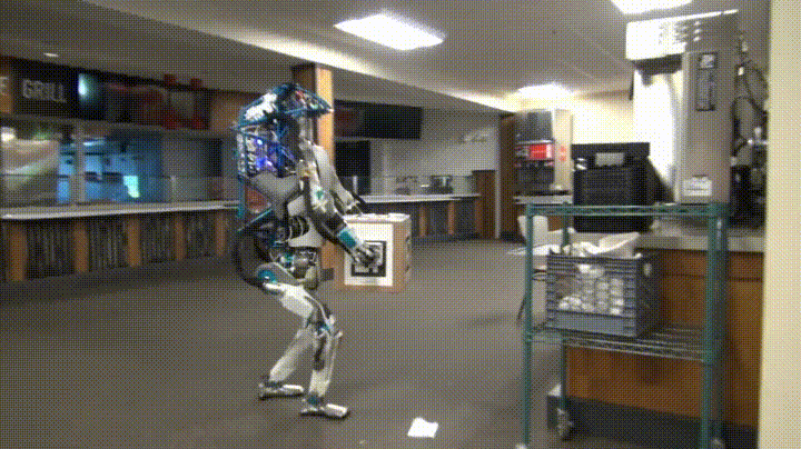 Robot struggles to perform correctly as intended and fail drastically